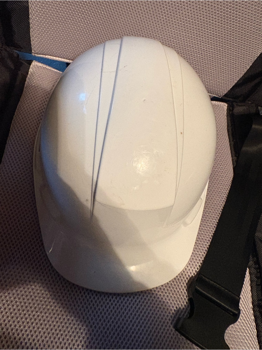 White Hard Hat Safety Helmet Size 6188 Brand New Adjustable Strap